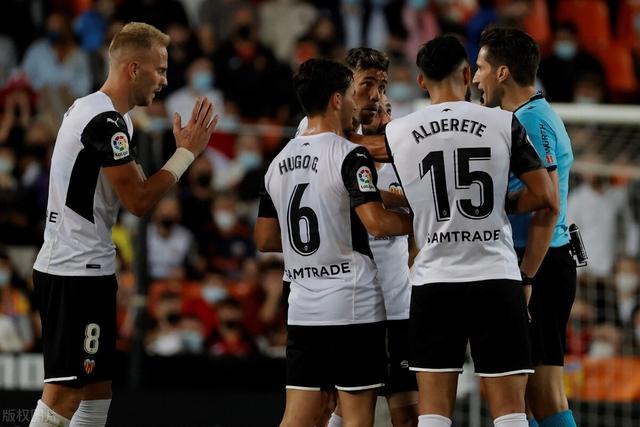 锡安仅4分鹈鹕大胜热火 康利21分森林狼克骑士