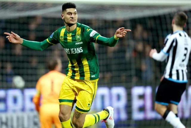 阿莫林：暴风雨总会来！在曼联参加发布会太难了